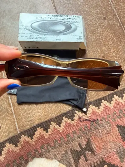 Anteojos de sol Oakley Riddle modelo 05-908 - miniatura 4