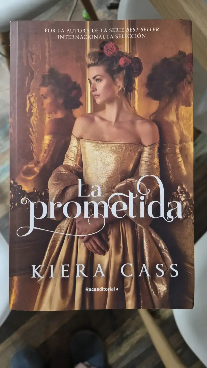 Libro 'La Prometida' de Kiera Cass - 1