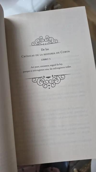 Libro 'La Prometida' de Kiera Cass - miniatura 2