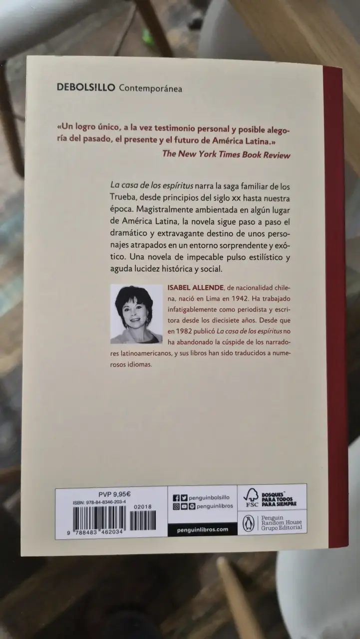Libro 'La casa de los espíritus' de Isabel Allende - 3