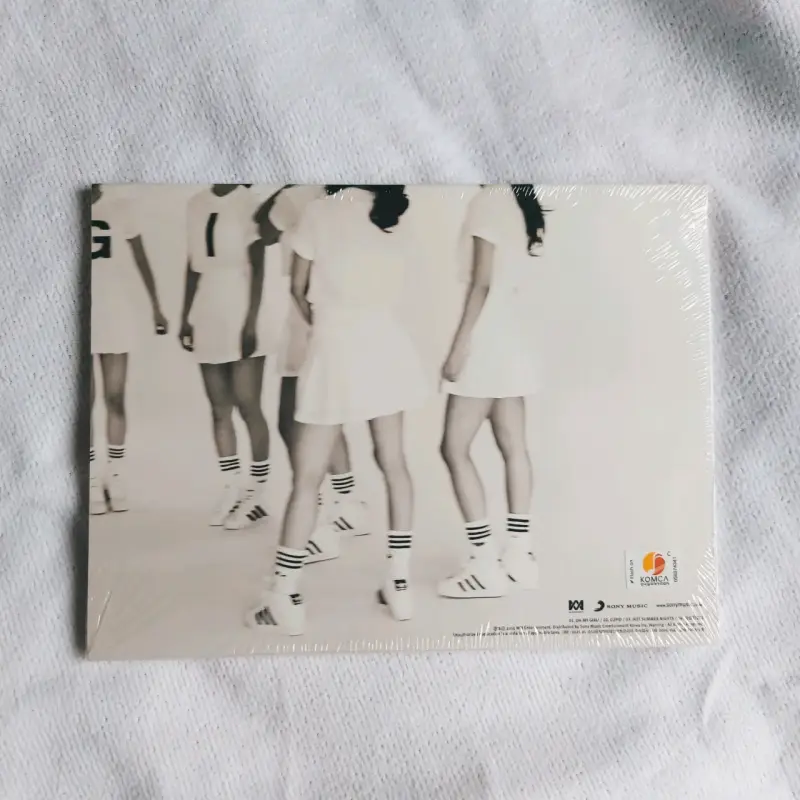Álbum de música Oh My Girl - 2