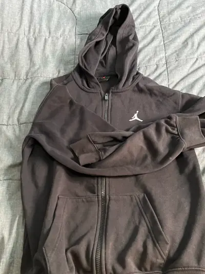 Polerón con capucha Jordan negro para hombre - miniatura 4