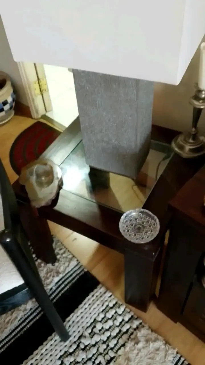 Mesa de Centro de Madera con Vidrio - 2