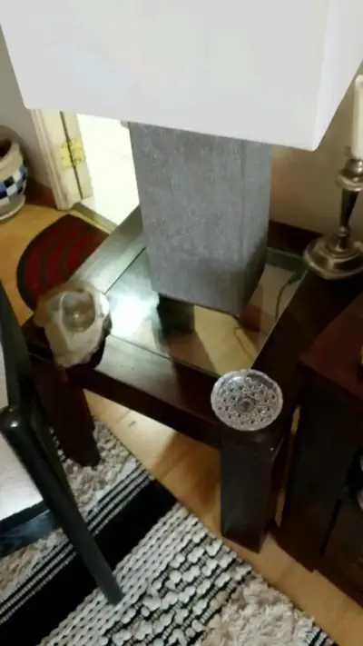 Mesa de Centro de Madera con Vidrio - miniatura 2
