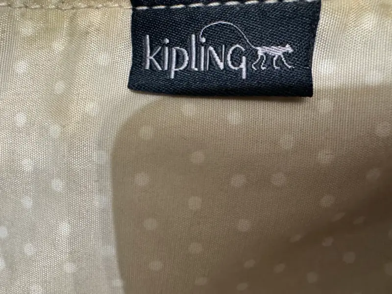 Bolso Kipling a rayas blanco y negro - 6