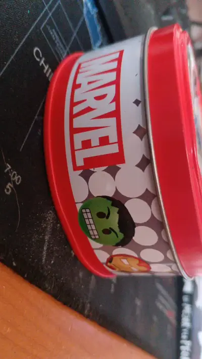 Juego de cartas Dobble Marvel - miniatura 2