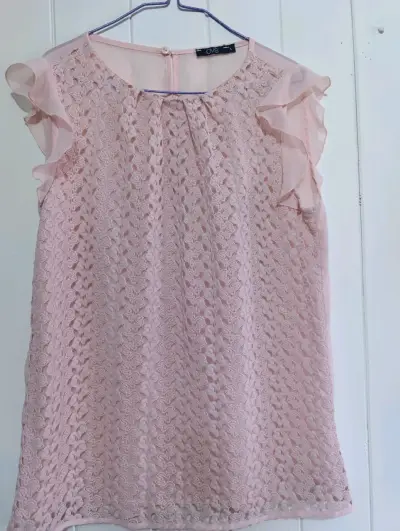 Blusa de encaje rosa con volantes OVS - miniatura 1