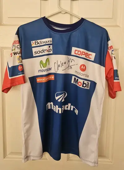 Polera deportiva Mahindra firmada Chaleco López - miniatura 1