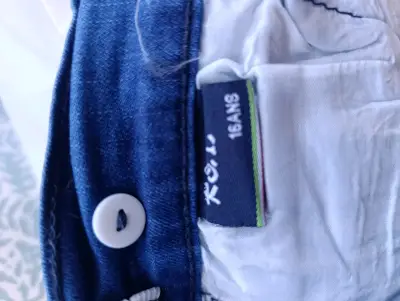 Bermudas de mezclilla azul para hombre - miniatura 3