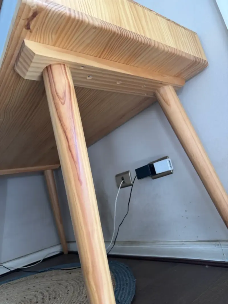Escritorio de madera con cajones estilo moderno - 6