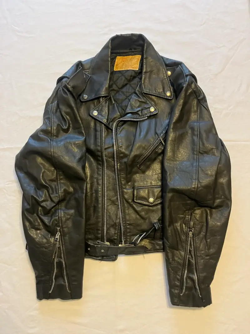 Chaqueta de cuero negra - 1