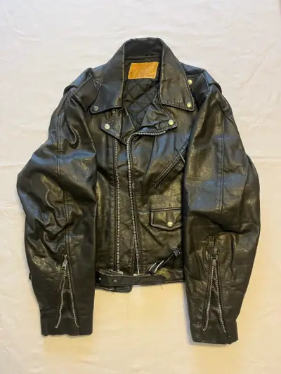 Chaqueta de cuero negra - miniatura 1