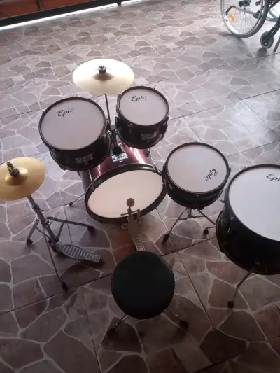 Batería acústica Epic completa con platillos - miniatura 2