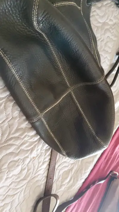 Bolso de cuero negro Cole Haan con cierre - miniatura 5