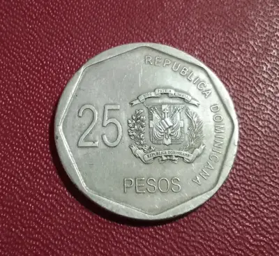 Moneda de 25 pesos República Dominicana 2008 - miniatura 1