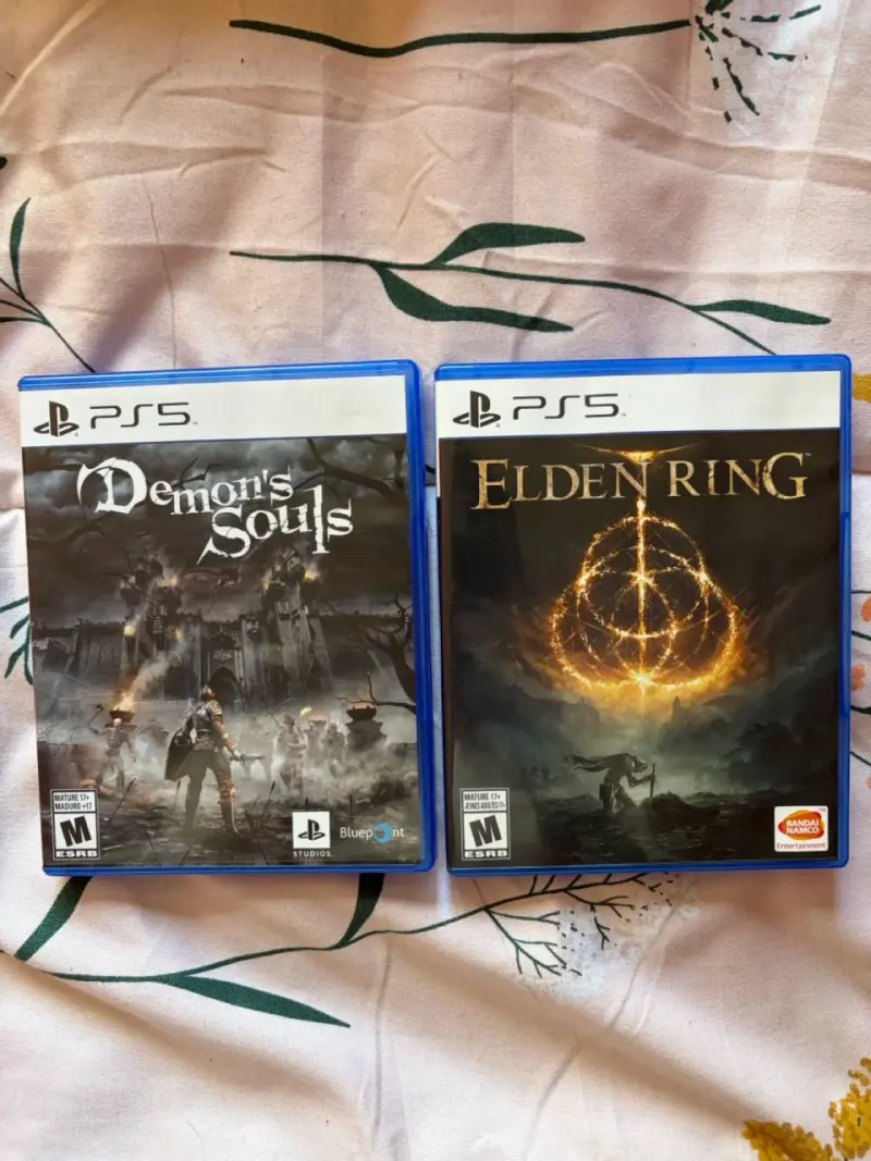 Consola PS5 FAT + Demon's Souls y Elden Ring - 3