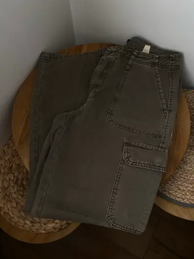 Lote de jeans para mujer en varios colores - miniatura 1
