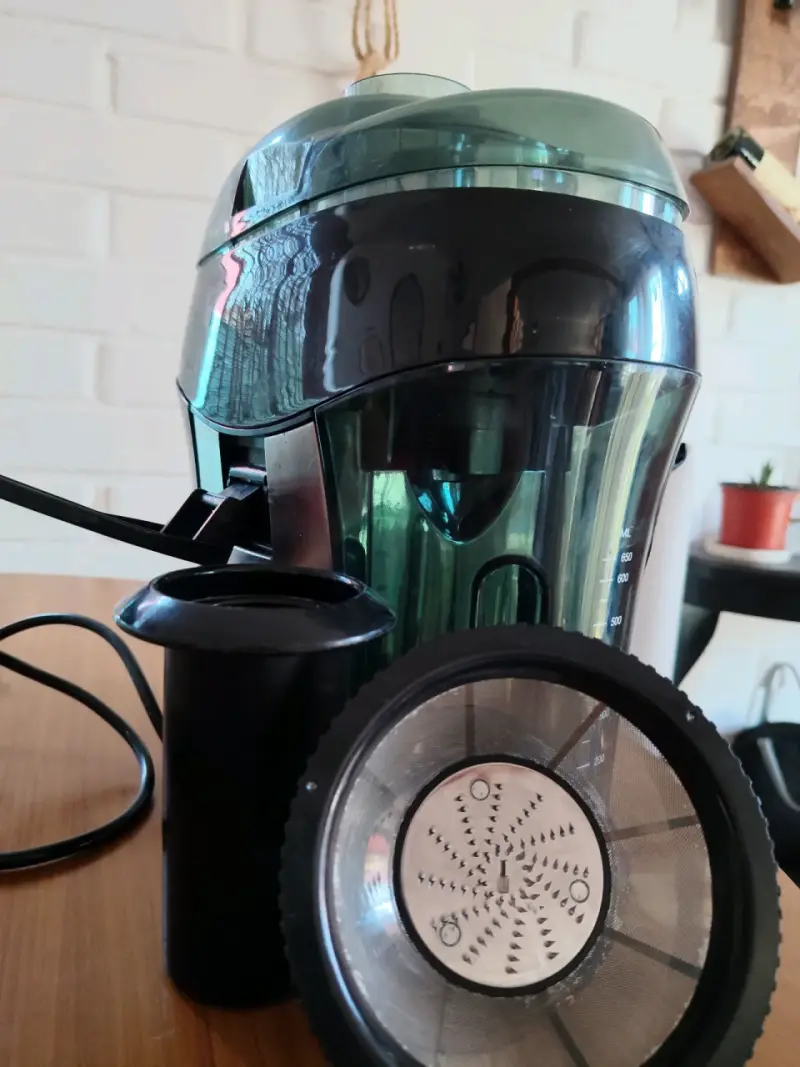 Extractor de jugo Thomas negro con medidor - 5