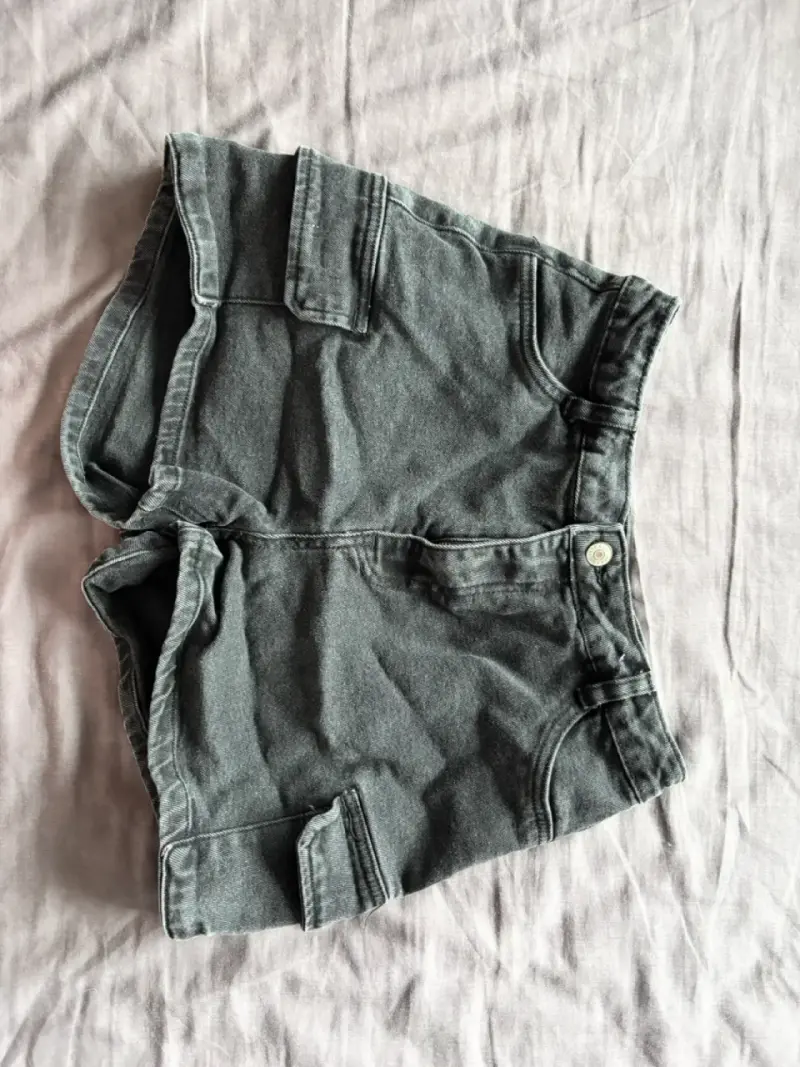 Shorts de mezclilla gris para mujer talla 36 - 1