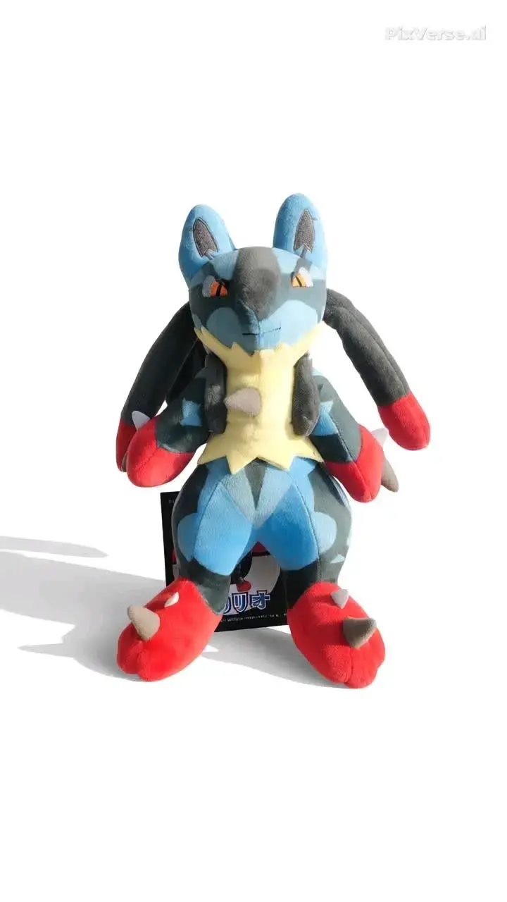 Peluche de Lucario Pokémon en colores vibrantes - 1