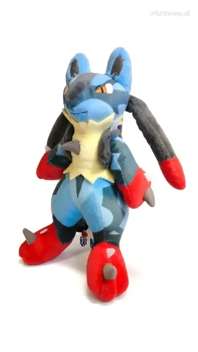 Peluche de Lucario Pokémon en colores vibrantes - miniatura 2
