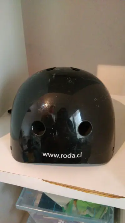 Casco de bicicleta negro Roda con ventilación - miniatura 3