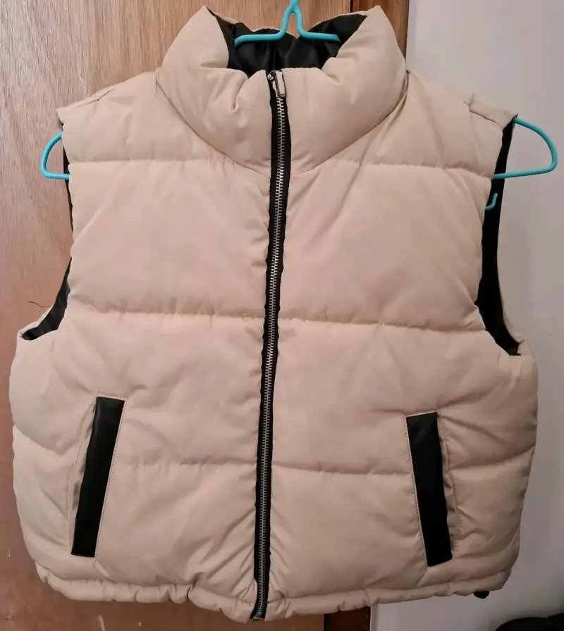 Chaqueta reversible negro y beige. - 2