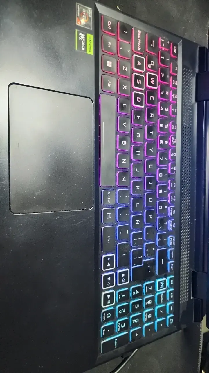 Laptop nitro 5 3070ti8gb - 1