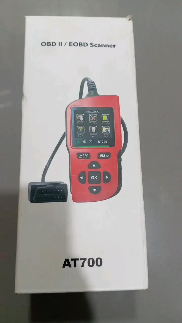 Escáner OBD II/EOBD AT700 para diagnóstico automotriz - 1