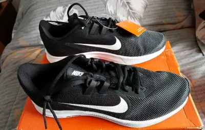 Zapatillas deportivas Nike negras para hombre - miniatura 1