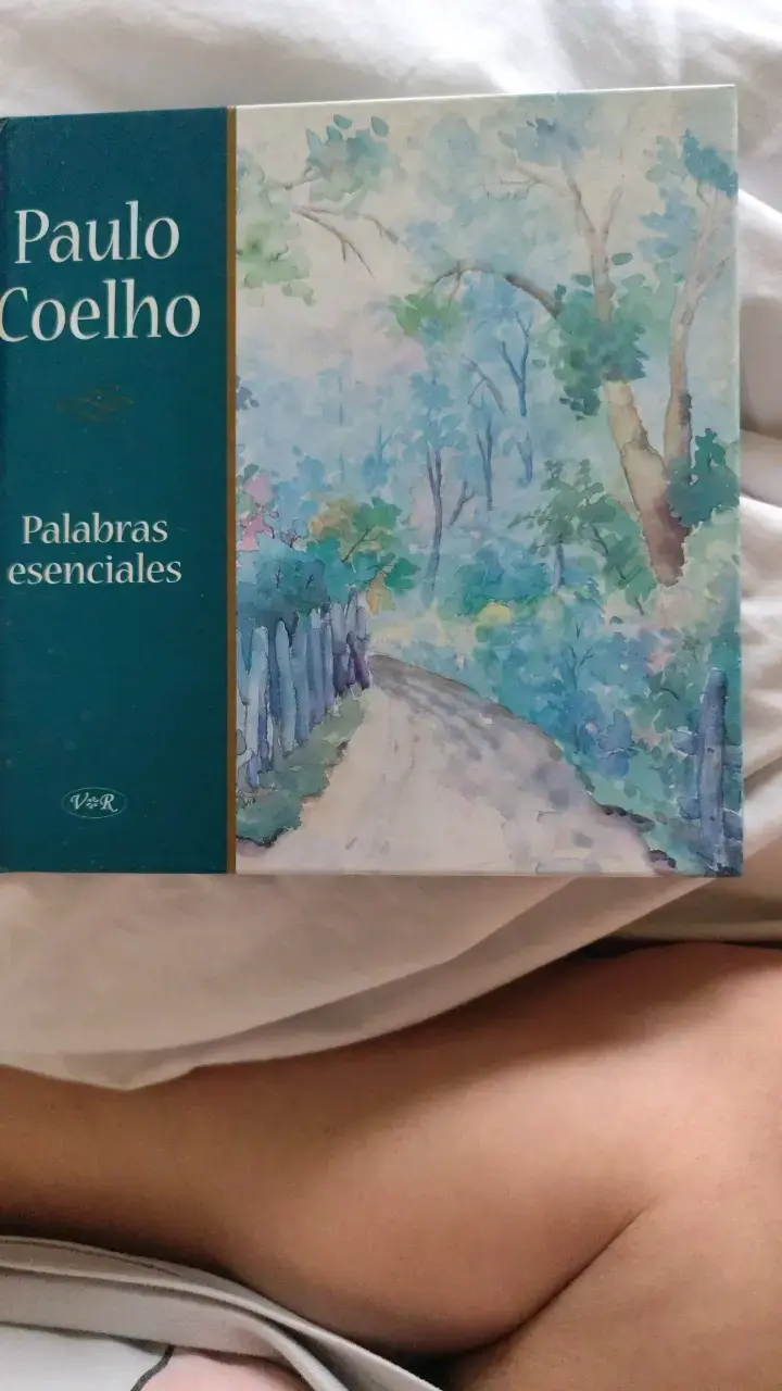 Libro 'Palabras Esenciales' de Paulo Coelho