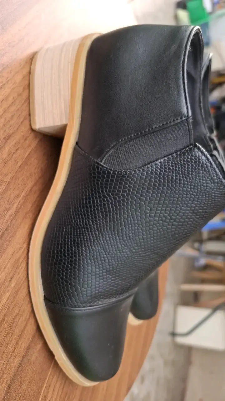 Botines de cuero negro con tacón MD Shoes - 3