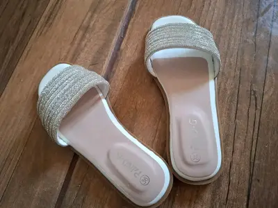 Zapatillas deportivas blancas - miniatura 3