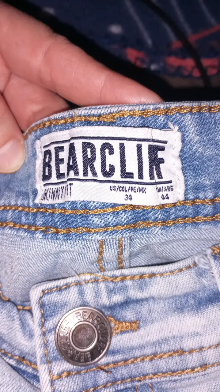 Jeans celestes desgastados Bearclif para hombre - 3
