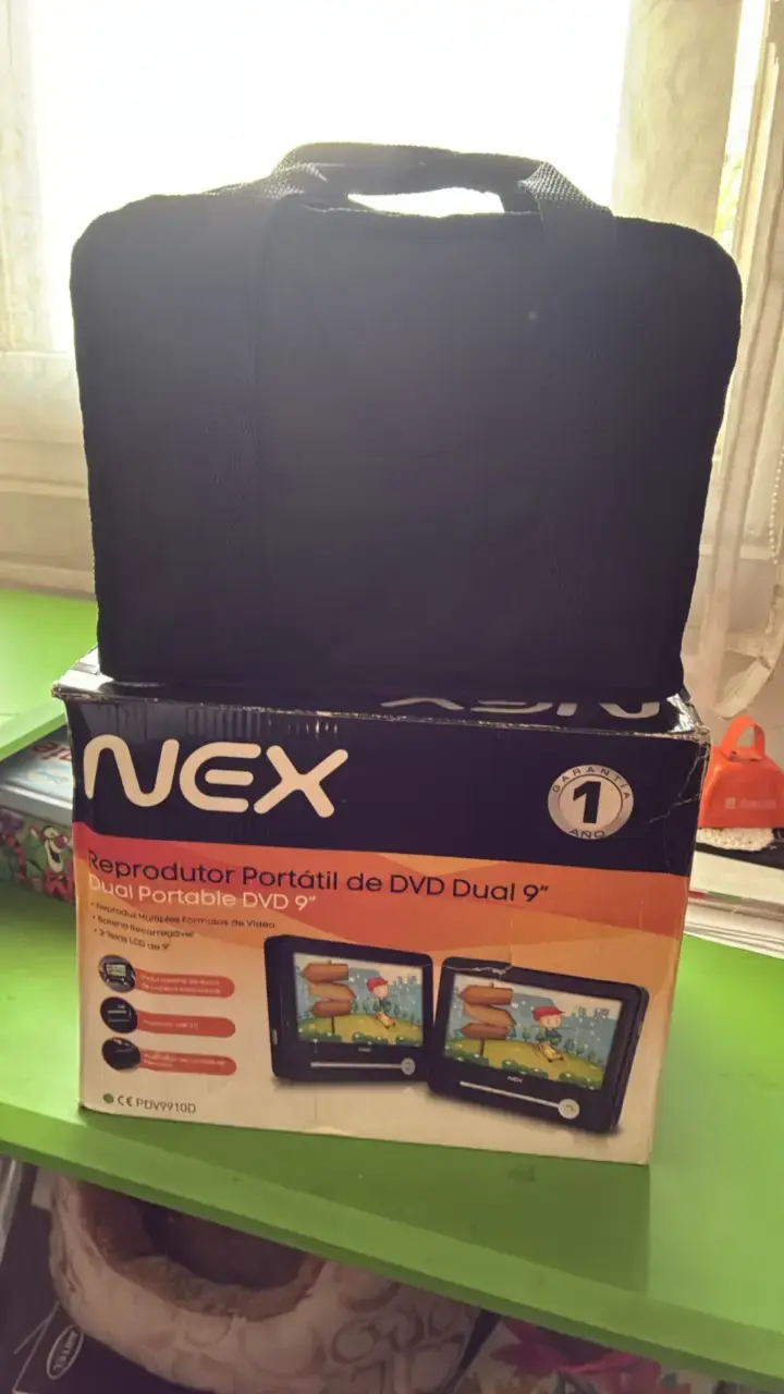Reproductor portátil de DVD dual 9'' Nex - 2