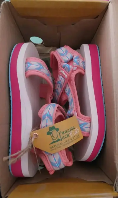 Sandalias para niñas Panama Jack Kids rosadas - miniatura 1