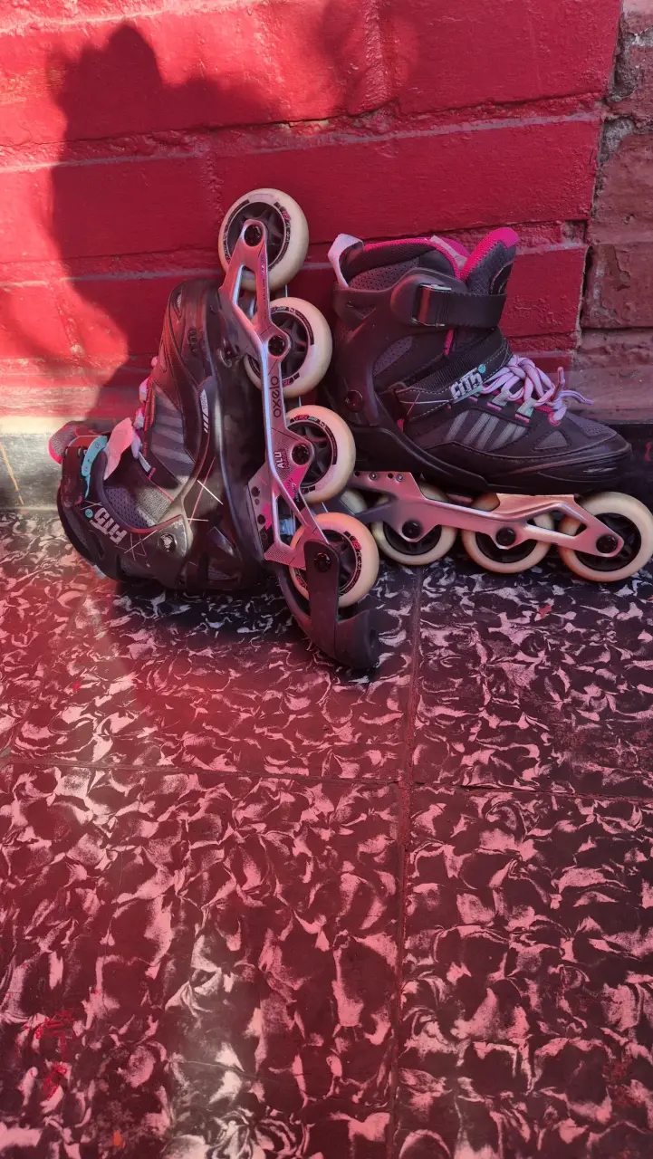 Patines en línea Oxelo Fit 5 negros con rosa - 2