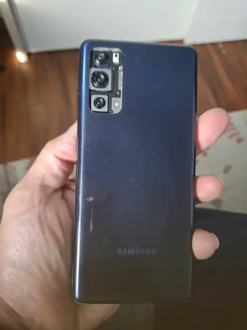 Smartphone Samsung Galaxy s20fe - 2