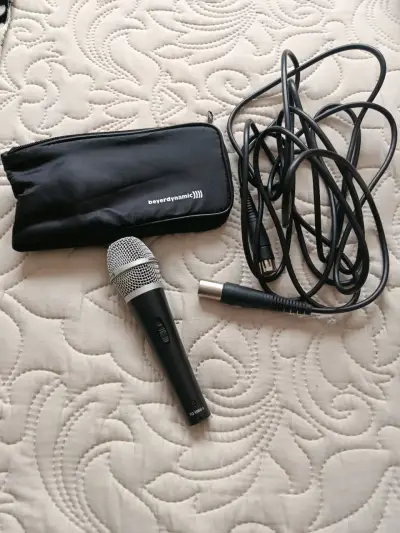 Micrófono dinámico Beyerdynamic con cable - miniatura 2