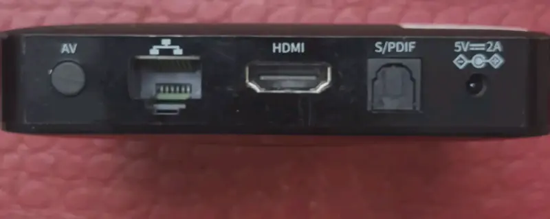 Decodificador Entel con control remoto y accesorios - 4