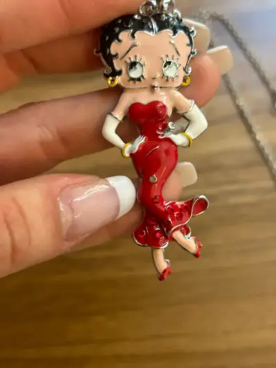 Collar con colgante de Betty Boop - miniatura 6