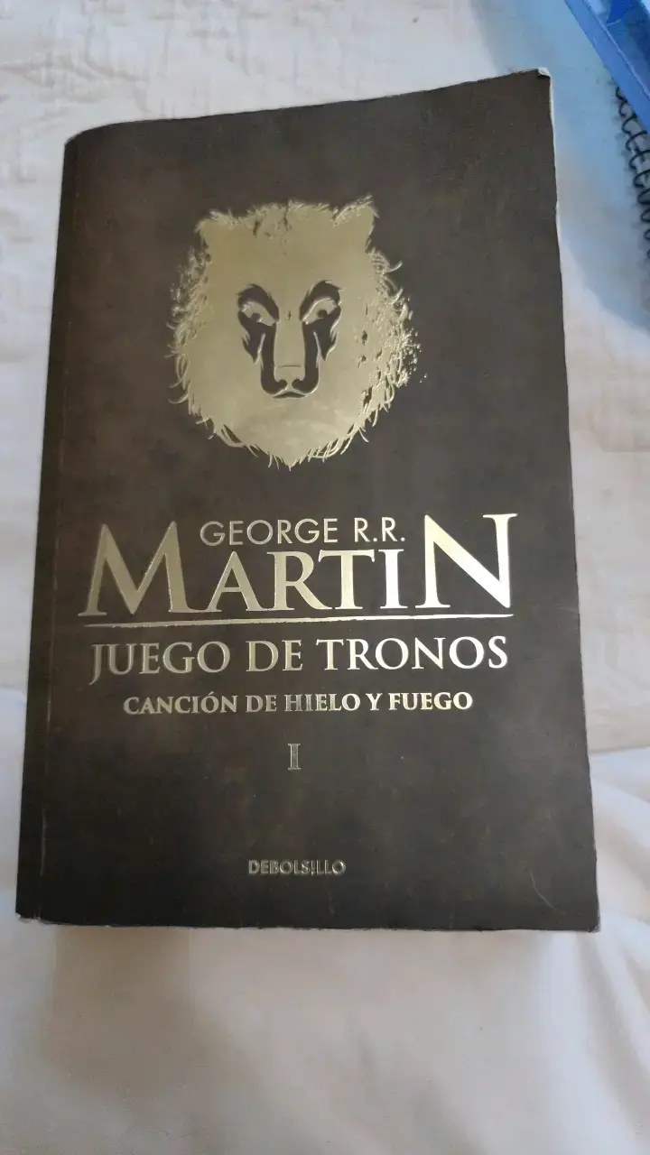 Libro Juego de Tronos de George R.R. Martin
