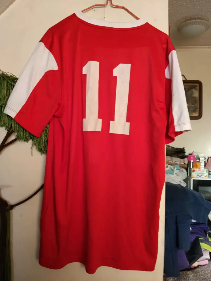 Camiseta deportiva roja Under Armour talla S - 4