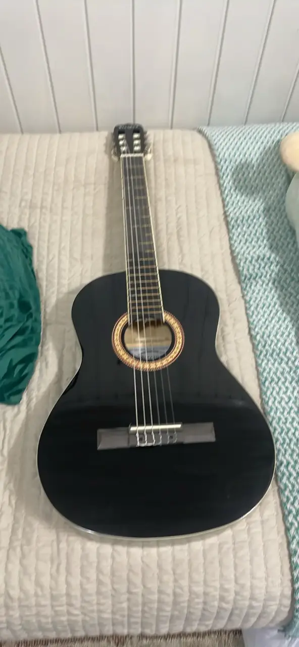 Guitarra clásica negra Vizcaya + afinador - 1
