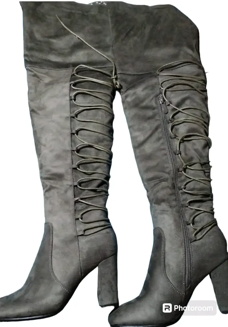 Botas altas de tacón gris con cordones - 1