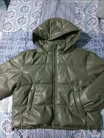 Chaqueta acolchada verde con capucha talla XL - miniatura 1
