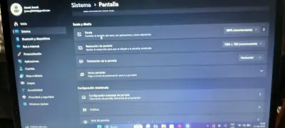 Laptop Acer en buen estado ( de segunda mano ) - miniatura 4