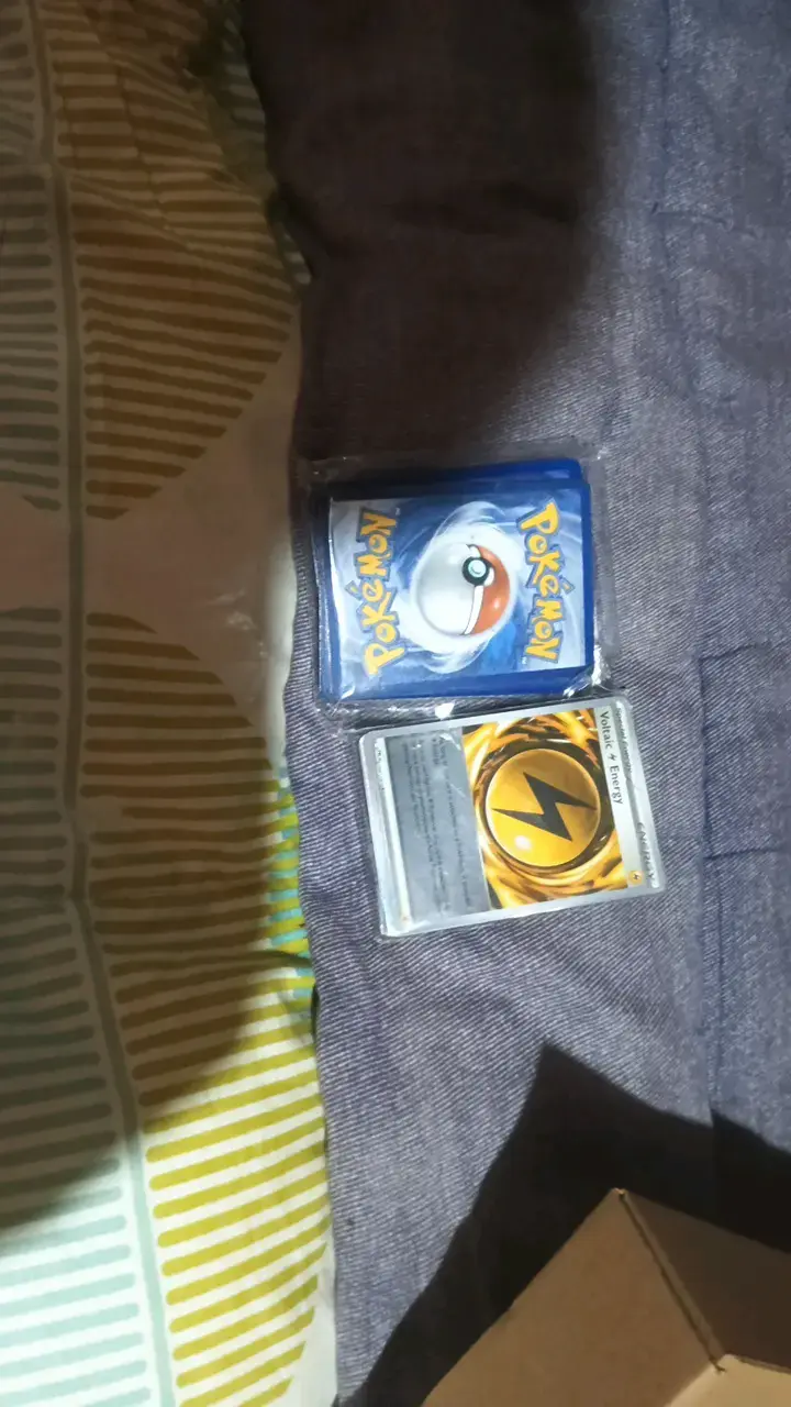 Cartas Pokémon TCG en buen estado - 1