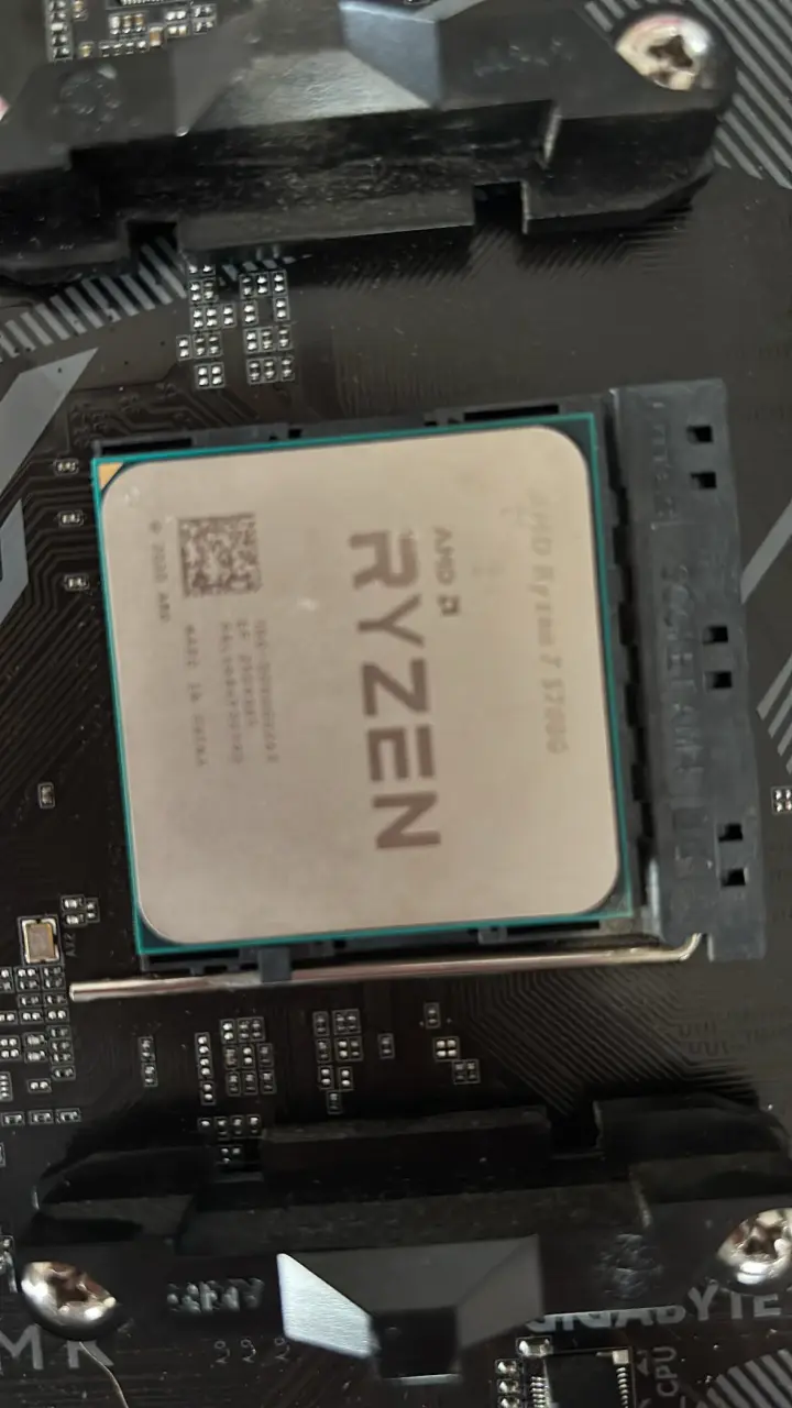 Procesador AMD Ryzen 7 5700G usado