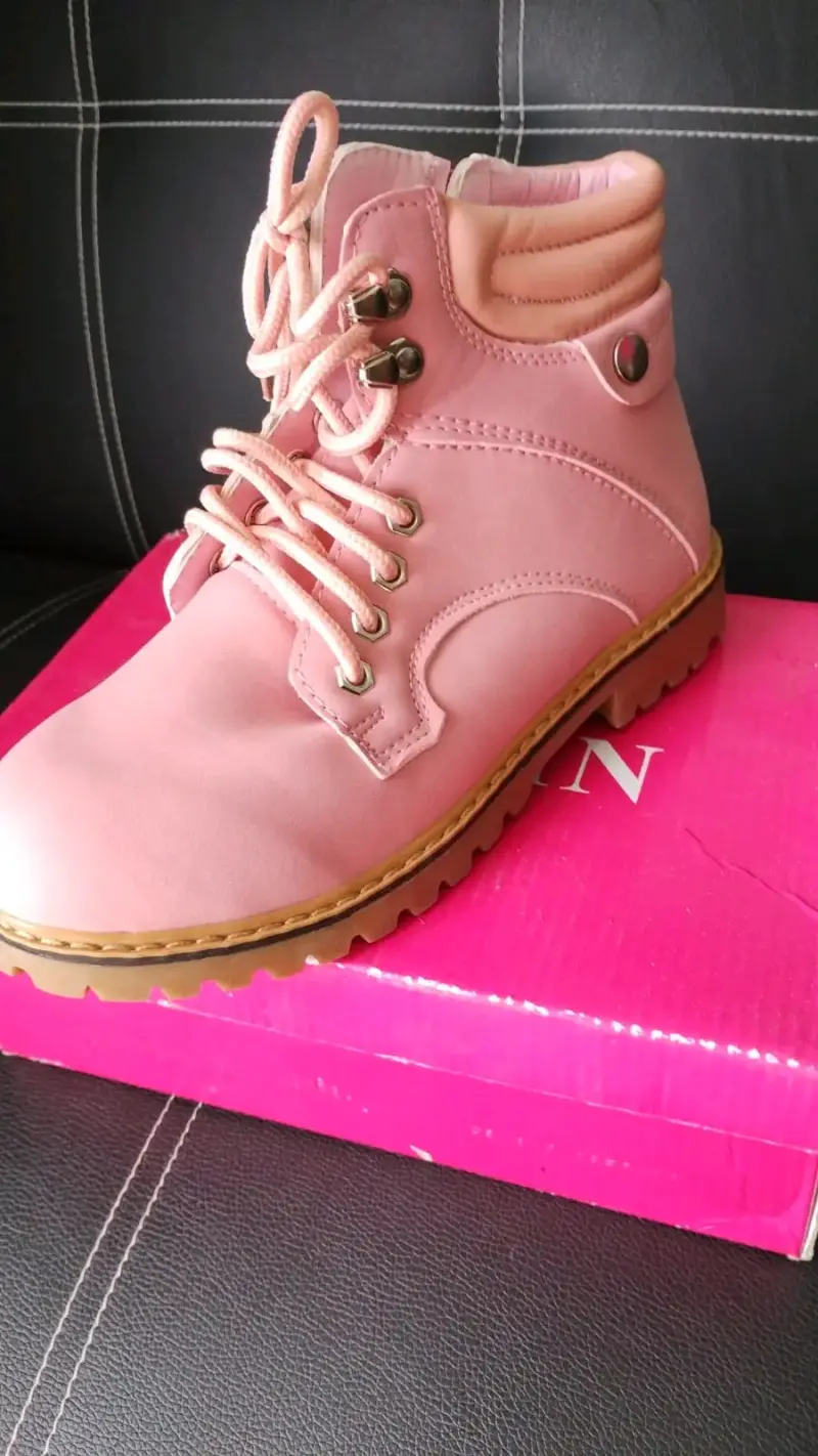Botas de niñas rosadas con cordones - 1